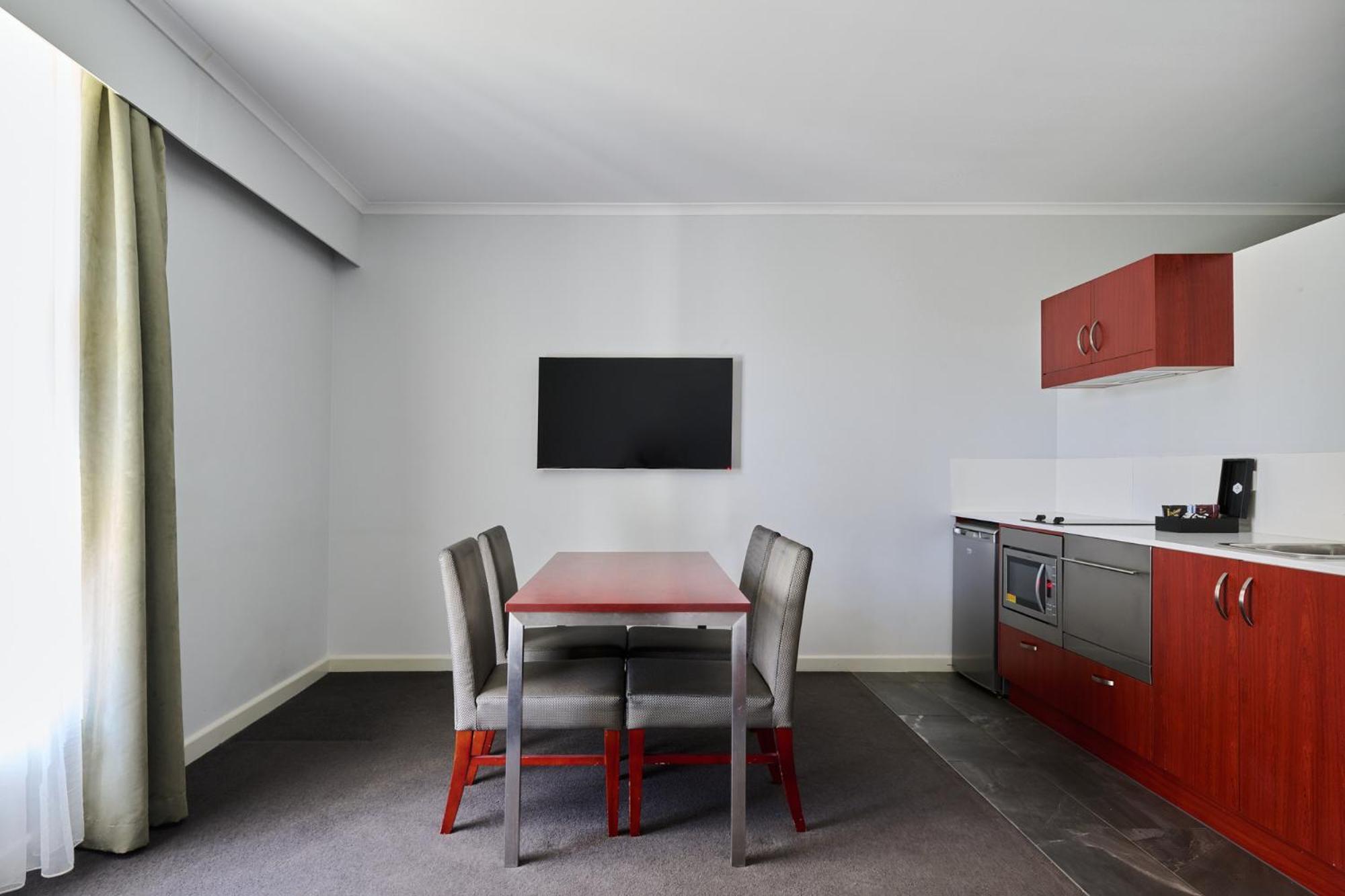 Hotel Abode Narrabundah Camberra Exterior foto