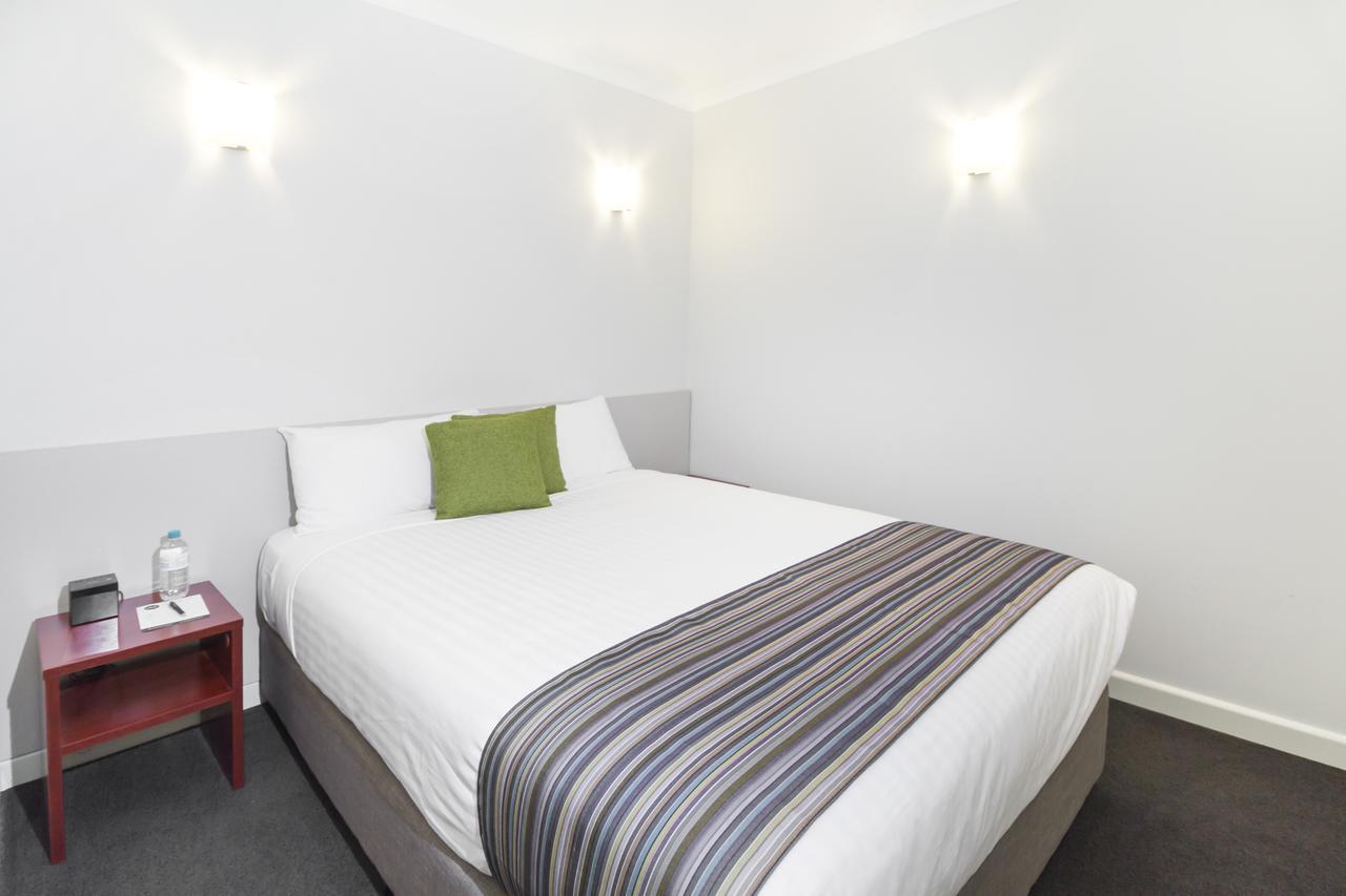 Hotel Abode Narrabundah Camberra Exterior foto