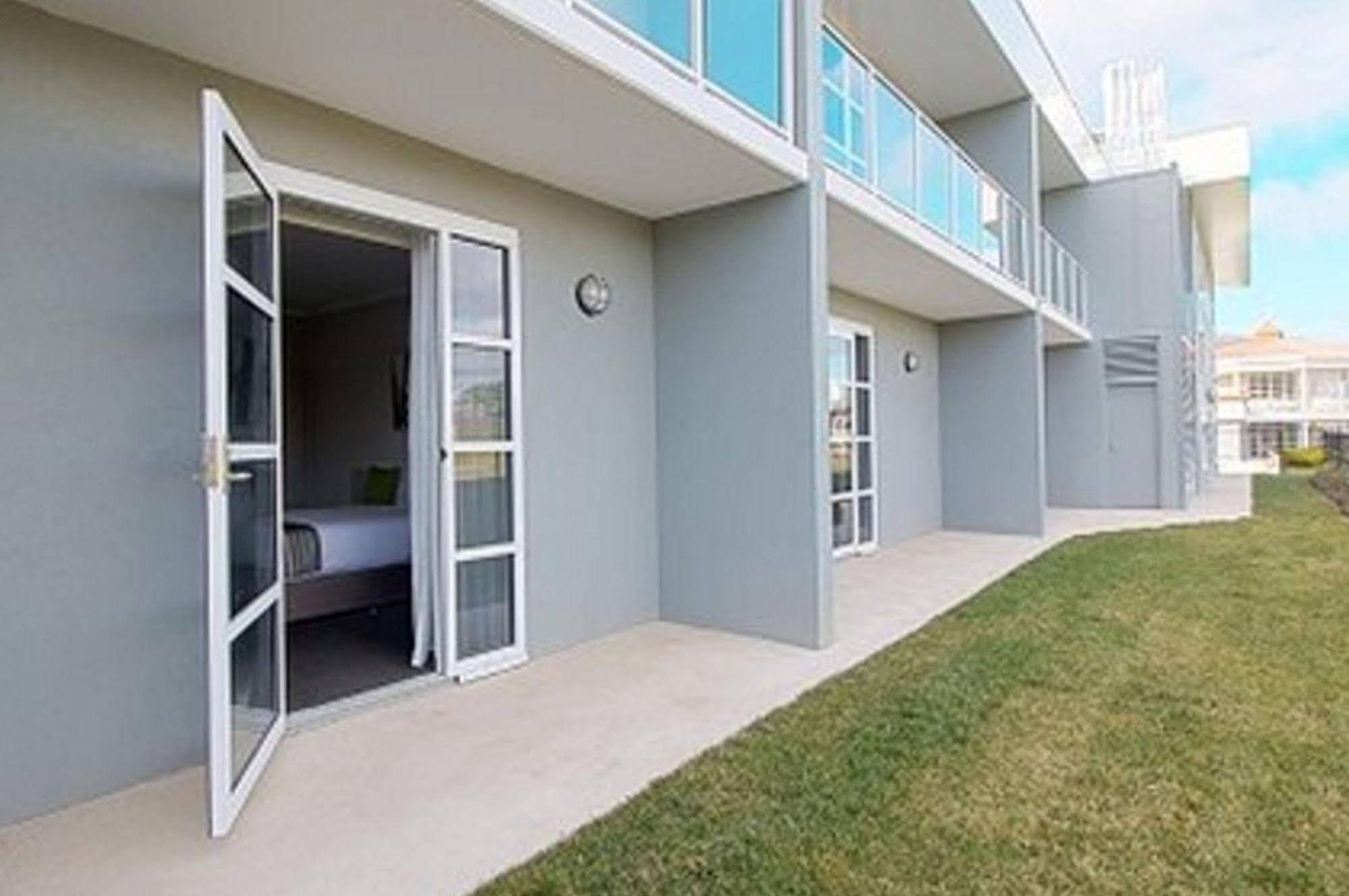 Hotel Abode Narrabundah Camberra Exterior foto
